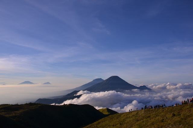 Bukit Pentulu Indah. Foto hanyalah ilustrasi, bukan tempat yang sebenarnya. Sumber: Unsplash/Moh. Fahmi Nugraha