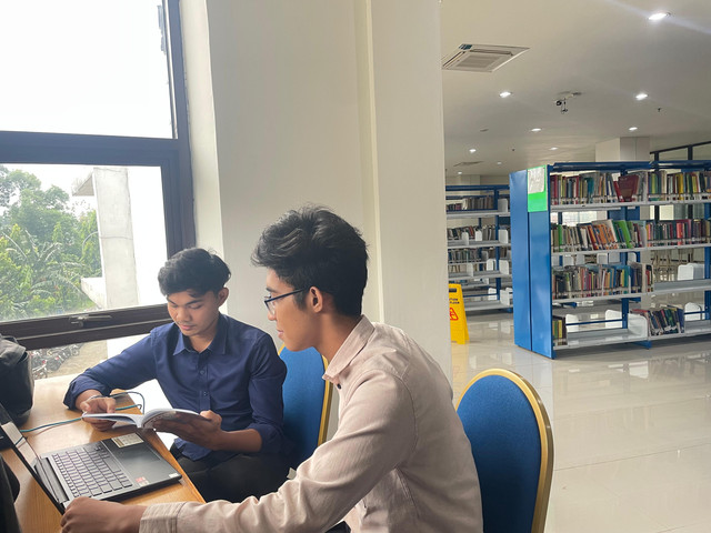 Sumber: pribadi, perpustakaan PPG UIN Sayarif Hidayatullah Jakarta.