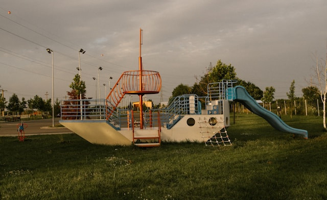 Tanaria Park Prigen. Foto hanya ilustrasi, bukan sebenarnya. Sumber: unsplash.com/Anton Darius