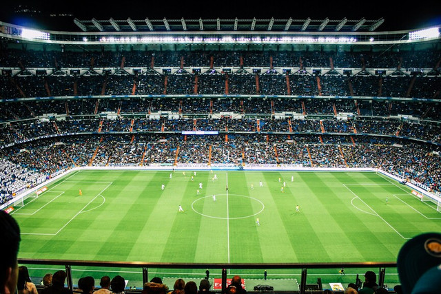 Ilustrasi hasil pertandingan Liga Champions tadi malam. Sumber: Unsplash/Vienna Reyes