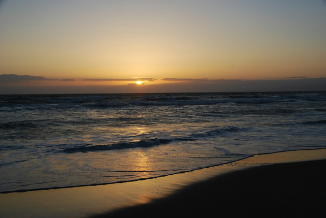 Pangandaran Sunrise Park, foto hanya ilustrasi, bukan tempat sebenarnya: Unsplash/Tim C