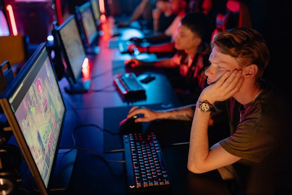 Ilustrasi hero counter Ling yang paling kuat. Foto: Pexels.com/Yan Krukau