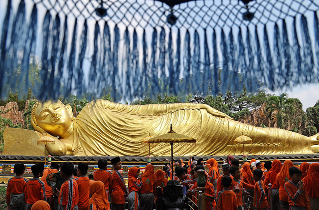 Rupang Buddha Tidur di Desa Bejijong, Trowulan, Kabupaten Mojokerto, Provinsi Jawa Timur. Foto dan naskah : Dipta Wahyu / Basra