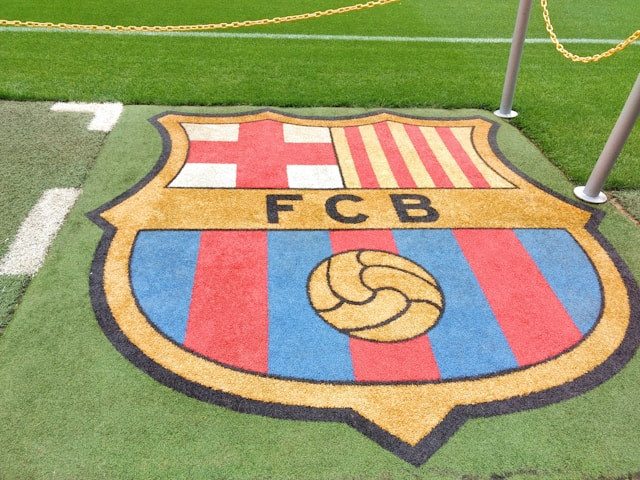 Ilustrasi apa itu decul dalam sepak bola. Foto: Unsplash/WeLoveBarcelona.de