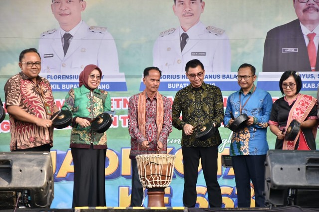 Pembukaan Gebyar Musik Etnik, Pameran Ekonomi Kreatif dan Kuliner memeriahkan hari jadi Kota Sintang ke 663 Tahun 2025. Foto: Prokopim Sintang