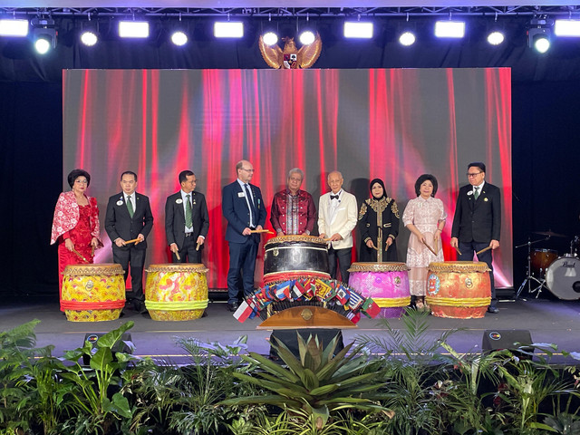 Pembukaan acara Konvensi tahunan ke 49 Perkumpulan Lions Indonesia Multi Distrik 307, di Hotel Aston Pontianak, Kamis 8 Mei 2025. Foto: Rabiansyah/Hi!Pontianak.