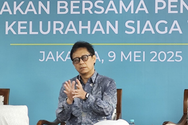 Menkes Budi Gunadi Sadikin pada Peluncuran Nasional Gerakan Bersama Penguatan Desa dan Kelurahan TBC di Kantor Kelurahan Kampung Rambutan, Jakarta, Jumat (9/5/2025). Foto: Alya Zahra/kumparan