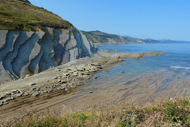 Geopark Kebumen. Foto hanya ilustrasi, bukan tempat sebenarnya. Sumber: Pixabay/Eleatell