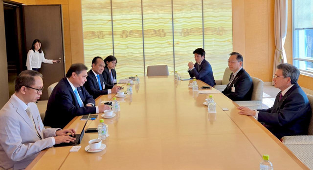 Pertemuan Menteri Koordinator Bidang Perekonomian Airlangga Hartarto dengan President of the Japan Chamber of Commerce and Industry (JCCI) Ken Kobayashi di Tokyo, Jepang, Kamis (8/5/2025). (Dok. Kemenko Perekonomian).