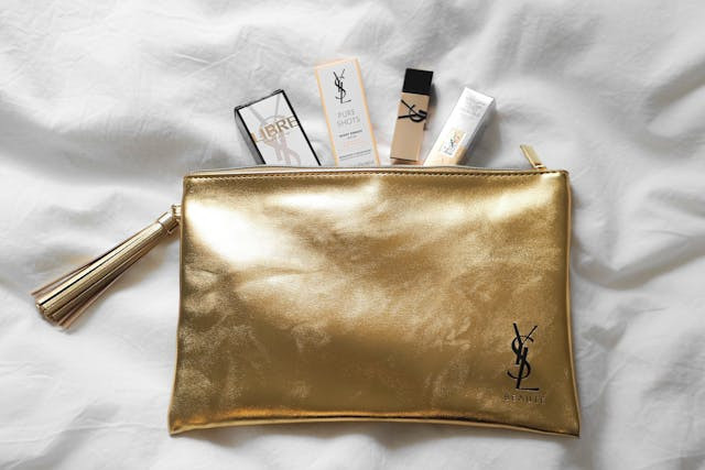 Harga parfum Libre hampers Luna Maya. Fotohanya ilustrasi. Sumber: Pexels