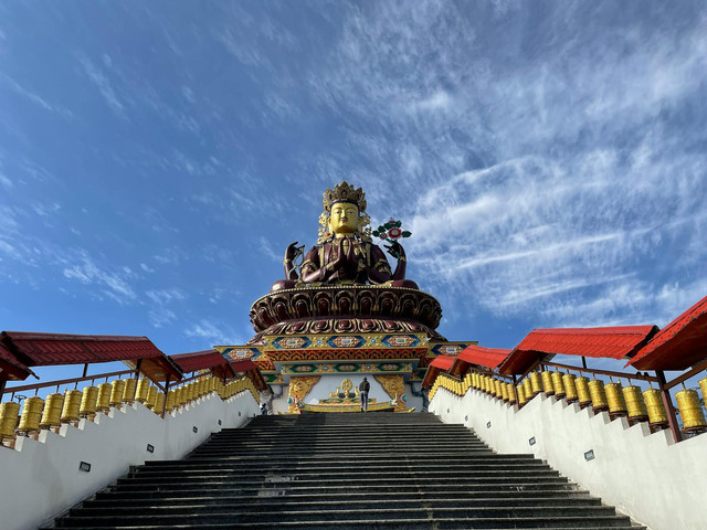 Ilustrasi Tradisi Waisak di Indonesia. Foto: Pexels.com/Arani Mukherjee