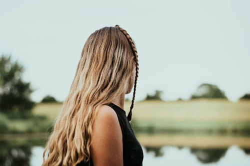 Ilustrasi Biodata Callista Arum, Foto: Unsplash/Colton Sturgeon