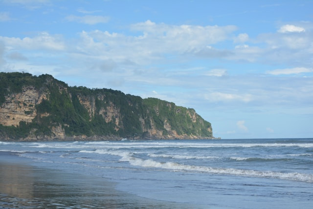 Tiket masuk Pantai Parangtritis 2025. Foto Pantai Parangtritis. Sumber: Unsplash/Rizal Pratama