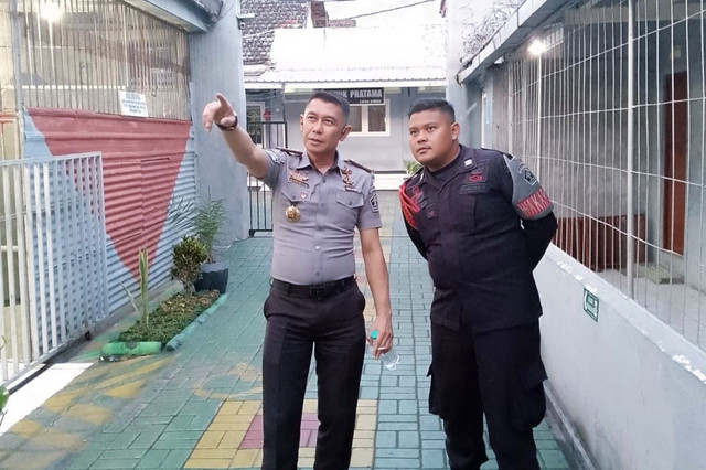 Kalapas bersama wakil komandan regu pengamanan