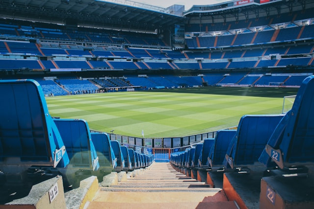 Pertandingan Barcelona Vs Madrid Tayang di TV Mana? Foto Hanya Ilustrasi. Sumber Foto: Unsplash.com/Vienna Reyes
