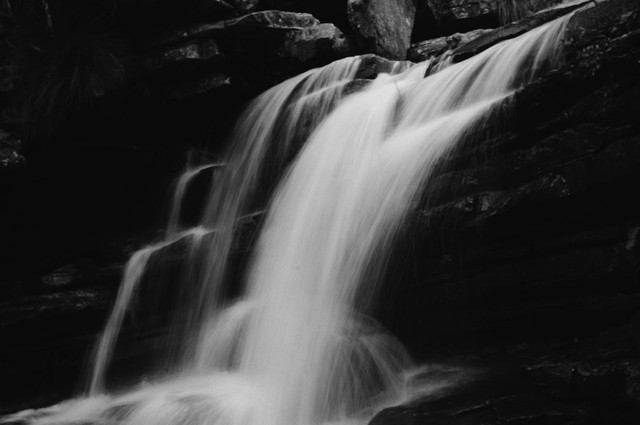 Curug Pamipiran Ciamis, Foto Hanya Ilustrasi, Bukan Gambar Sebenarnya, Sumber Foto: Pexels/Rodrigo Santos