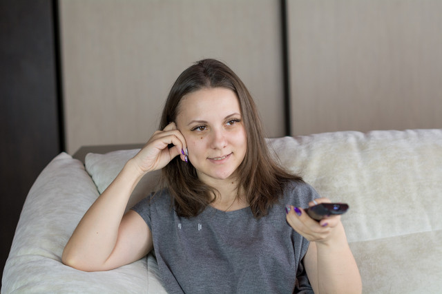 Ilustrasi Cara Streaming Bola di TV Android, sumber gambar unsplash/Bermix Studio