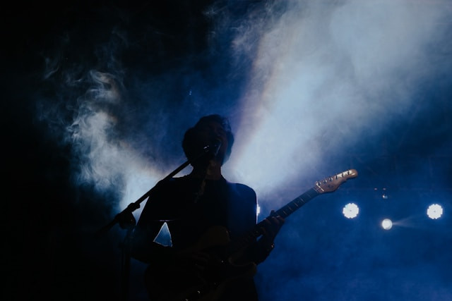Makna Lagu The Second You Sleep. Foto hanya ilustrasi. Sumber foto: Unsplash/Zalfa