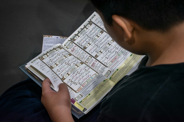 Ilustrasi Doa setelah Membaca Alquran, sumber gambar: Unsplash/Masjid Pogung Dalangan