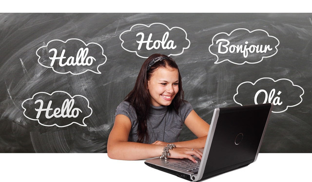 Sumber: https://pixabay.com/illustrations/to-learn-school-language-lessons-2001847/