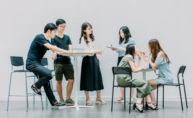 Skill yang Wajib Dikuasai Sebelum Umur 30. Foto Hanya Ilustrasi, Bukan Sebenarnya. Sumber Unsplash Akson