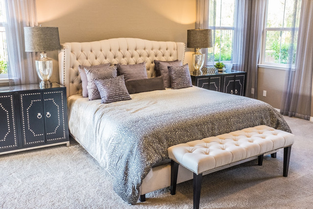 Ilustrasi feng shui tidur menghadap kaca, foto: unsplash/Kenny Eliason
