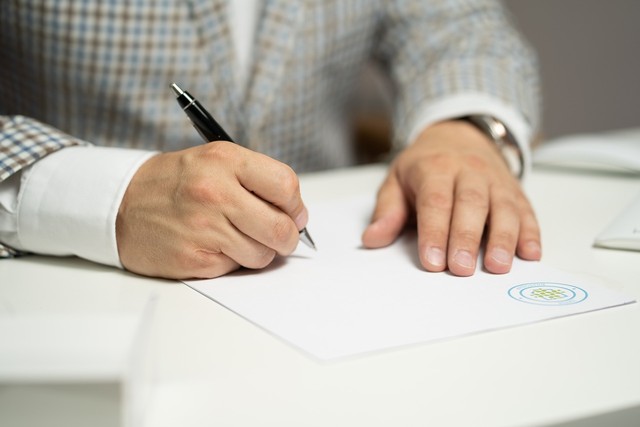Ilustrasi contoh surat dinas perusahaan, sumber gambar: https://www.pixabay.com/