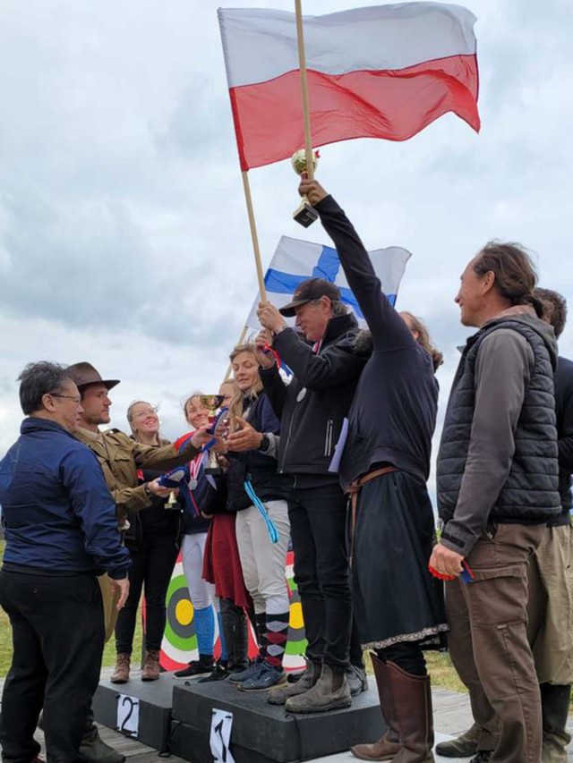 Tim Indonesia berhasil raih medali perak di kejuaraan Panahan Berkuda pada European Granprix Series-Mounted Archery Grunwald 2022.
 Foto: Dok. KBRI Warsawa