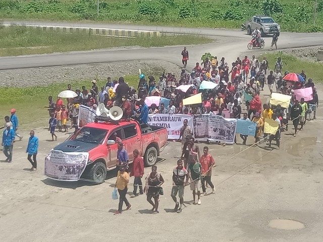 Aksi protes di Kabupaten Tambrauw