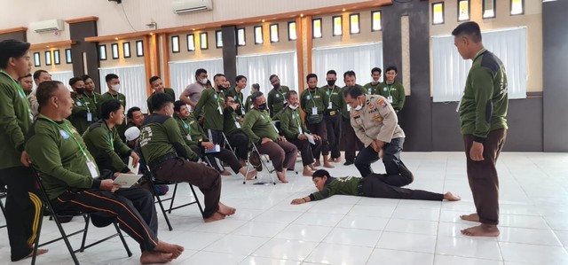 Polres Situbondo Gelar Pelatihan Pengamanan Dilingkungan Pondok Pesantren