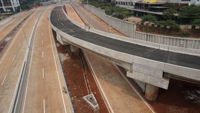 Tol Desari (Depok - Antasari) hampir rampung, ditargetkan akan beroperasi bulan depan. Foto: Helmi Abdullah/kumparan