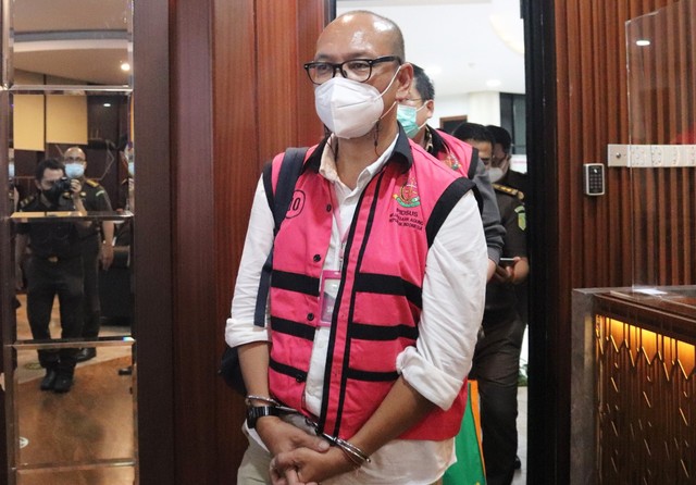 Survei: Masyarakat Yakin Kejagung Bisa Tuntaskan Korupsi Minyak Goreng (17819)