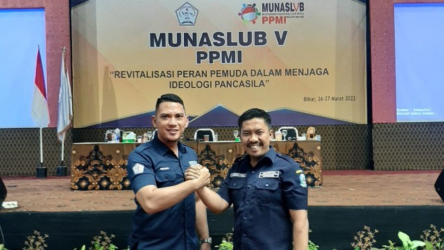 Akhsin Al Fata Ketua Purna Prakarya Muda Indonesia (PPMI) Terpilih, Bersama Pimpinan Sidang Tonni Kaeng dari Provinsi Sulawesi Utara