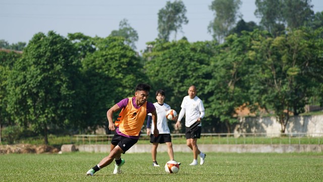 Saddil Ramdani saat Timnas U-23 Indonesia menjalani latihan untuk SEA Games 2021 di Vietnam. Foto: Dok. PSSI