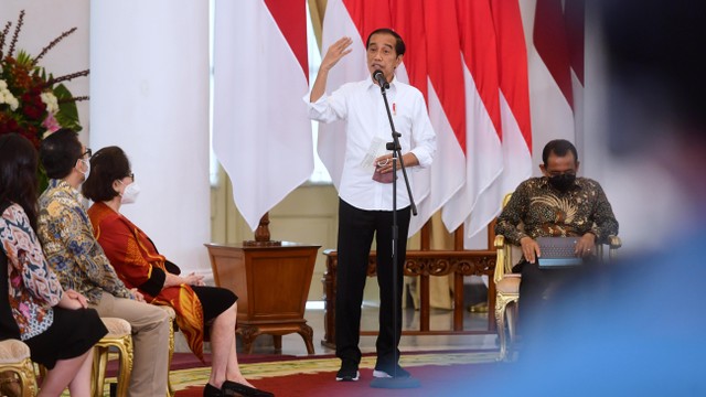 Presiden Jokowi menerima Finalis Puteri Indonesia di Istana Kepresidenan Bogor, Rabu (23/2/2022). Foto: Muchlis Jr/Biro Pers Sekretariat Presiden
