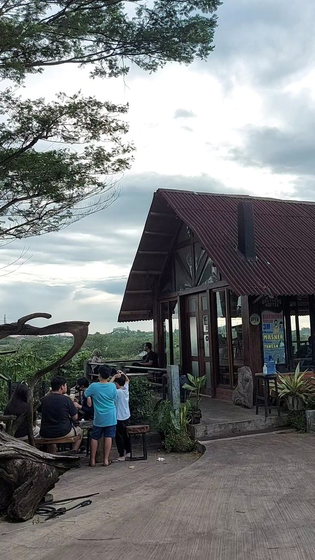 "Selirik Kopi, hidden gem di Tangsel". Foto: Azalia Amadea/Kumparan