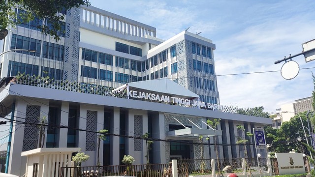 Kantor baru Kejaksaan Tinggi (Kejati) Jabar Usai Diresmikan di Jalan L.L.R.E. Martadinata, Kota Bandung. Foto: Rachmadi Rasyad/kumparan