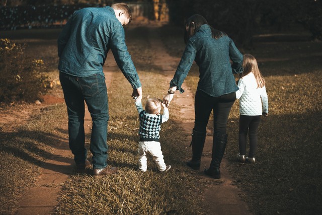 Kata Mutiara untuk Anak yang Tumbuh Dewasa, Foto: Pexels/Vidal Balielo.