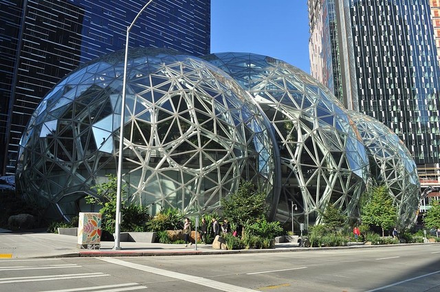 Amazon Spheres yang ikonik. Foto: Dok. Pribadi