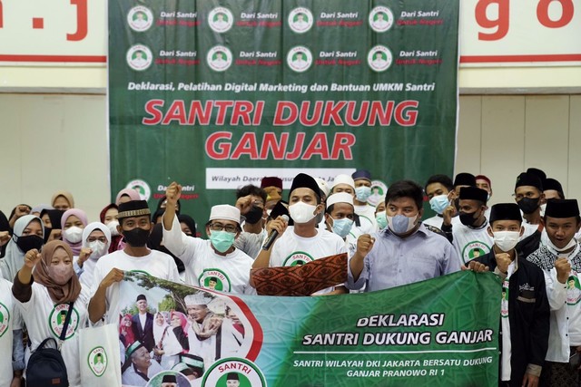 Santri-Mahasiswa Jabodetabek Dukung Ganjar, Dinilai Agamis Dan Bebas ...