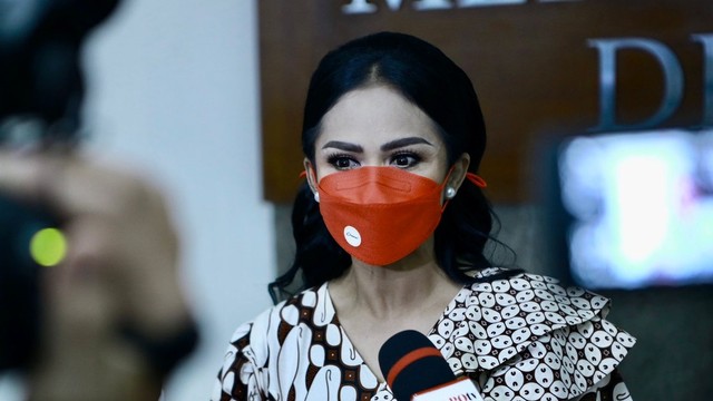 Anggota DPR RI, Fraksi PDIP Krisdayanti. Foto: Dok. Pribadi