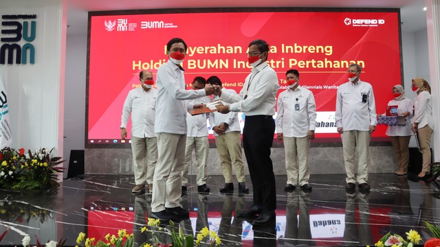 Penandatanganan Akta Inbreng Holding BUMN Pertahanan (Defend ID, Rabu (2/3/2022). Foto: Dok Kementerian BUMN