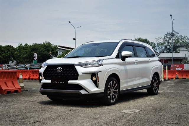 Toyota Veloz Generasi Terbaru. Foto: Ghulam Muhammad Nayazri / kumparanOTO