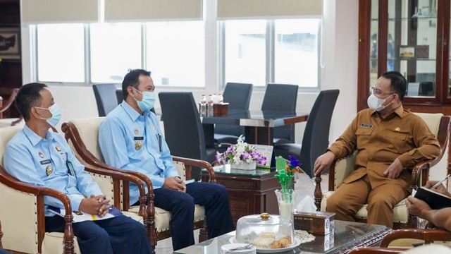 Pihak Direktorat Jenderal Kekayaan Intelektual (DJKI) Kemenkumham bertemu Pemprov Sumut, Selasa (15/3/2022). Foto: DJKI Kemenkumham