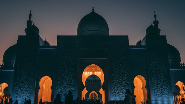 Ilustrasi masjid. Foto: freepik.com