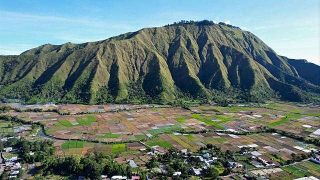 Wisata Lombok Timur sumber foto: Unsplash.