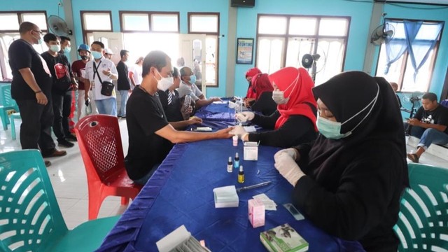 PT Indonesia Morowali Industrial Park (IMIP) menggelar aksi donor darah di Kecamatan Bahodopi, Kabupaten Morowali, Sulawesi Tengah. Foto: Istimewa