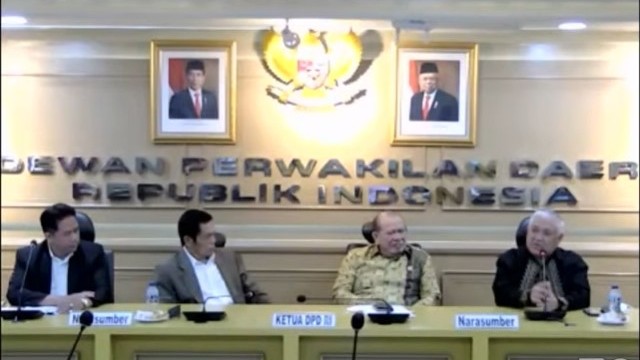 Din Syamsudin dan Amien Rais dalam Dialog Kebangsaan DPD RI di Senayan, Senin (14/3/2022). Foto: DPD RI
