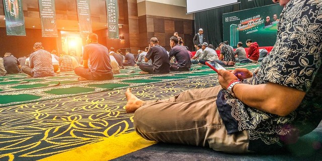 Ilustrasi Tata Cara Sholat Ied Idul Fitri. Sumber www.pixabay.com