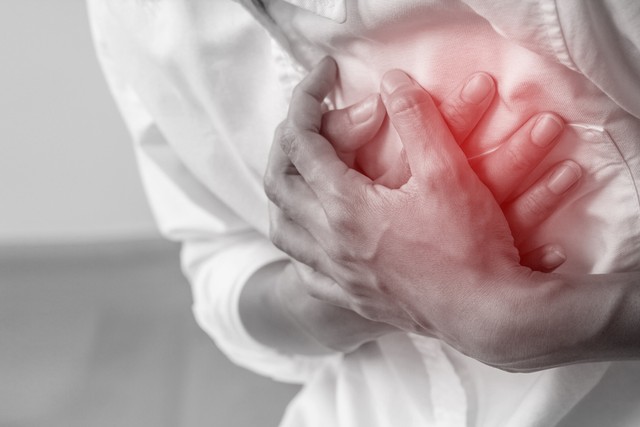 Ilustrasi sakit jantung. Foto: Shutterstock